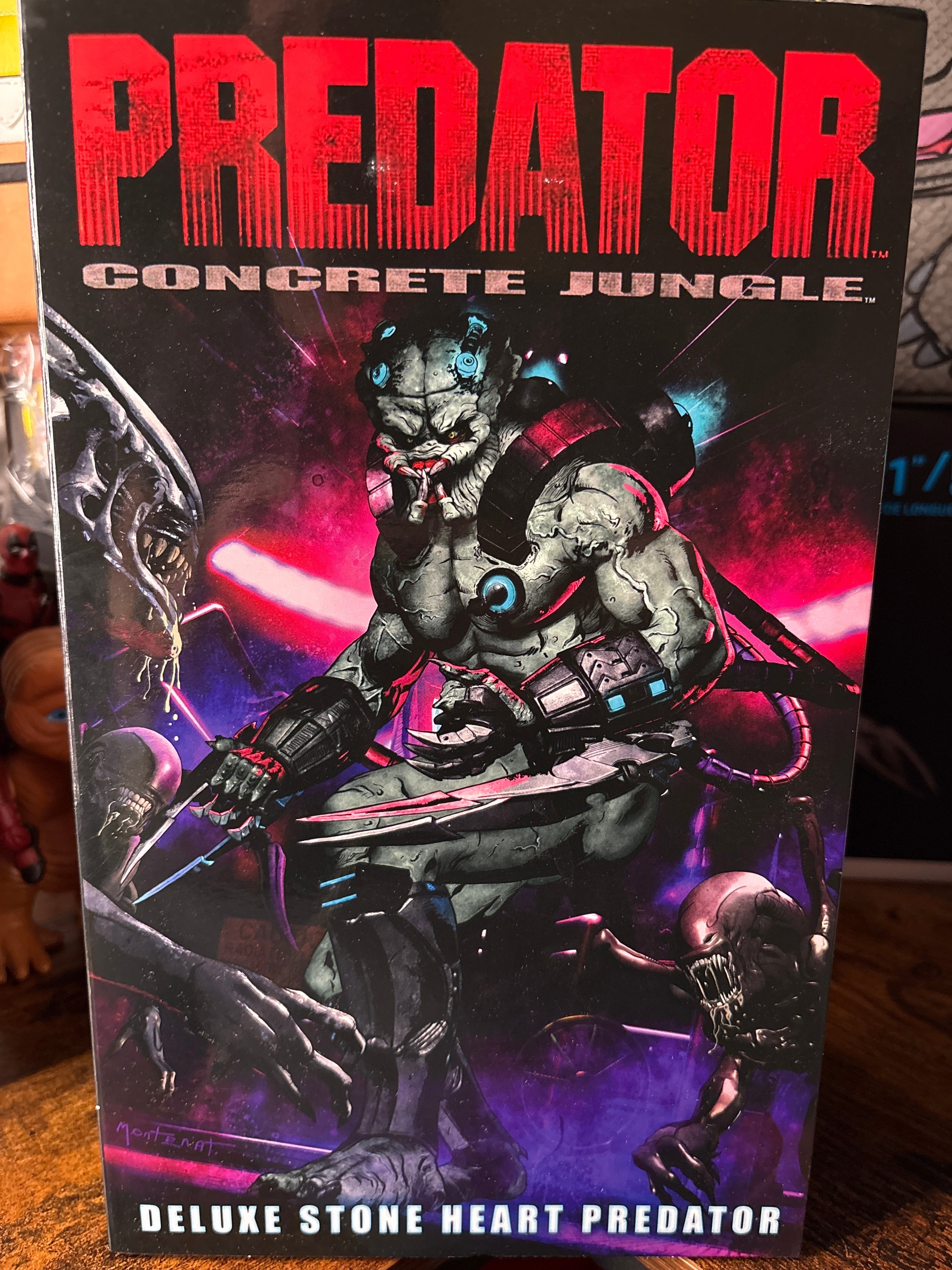 NECA Predator: Concrete Jungle Deluxe Stone Heart Predator Action Figure
