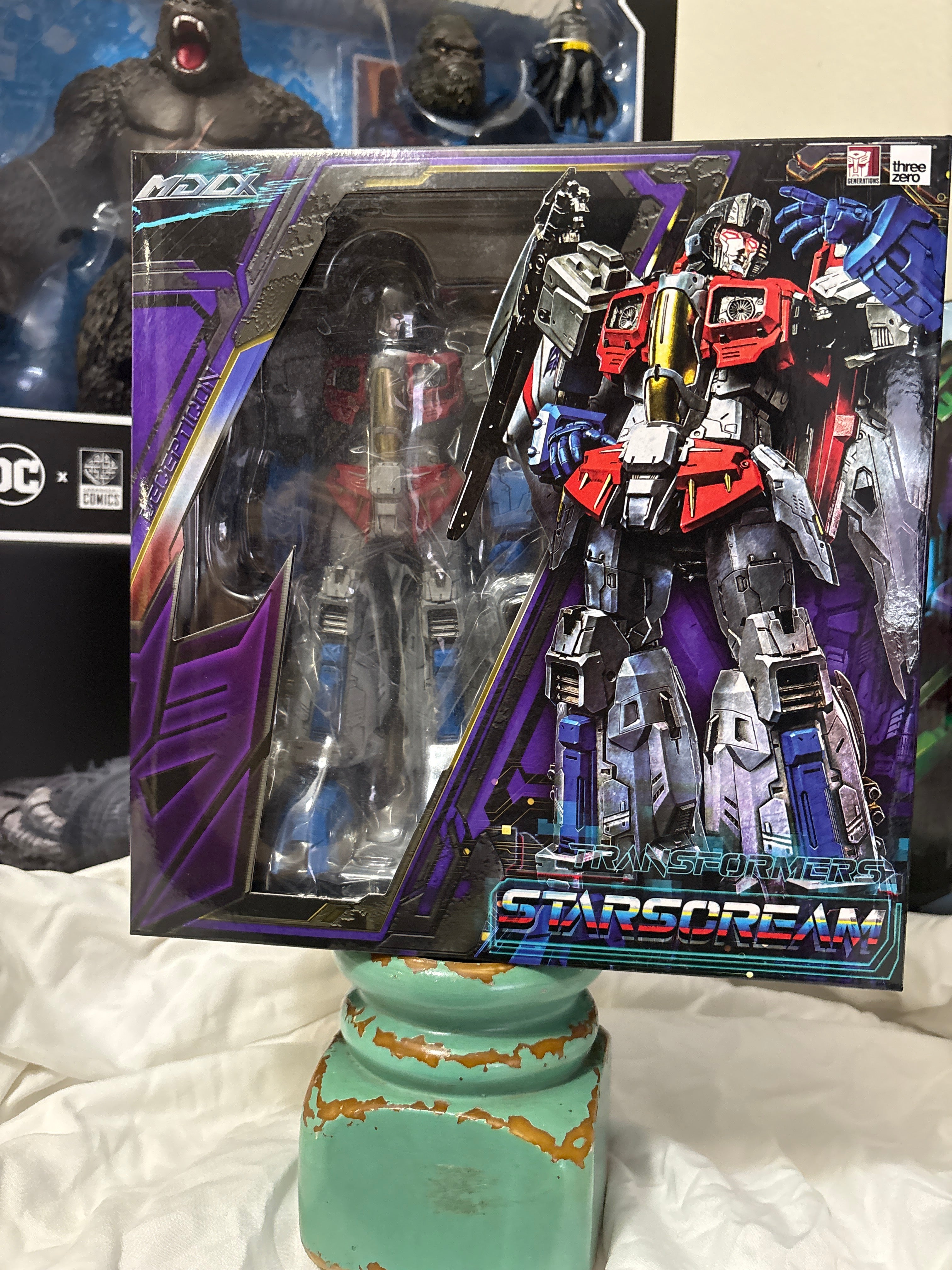 ThreeZero Transformers Starscream DLX Figure Sealed Box