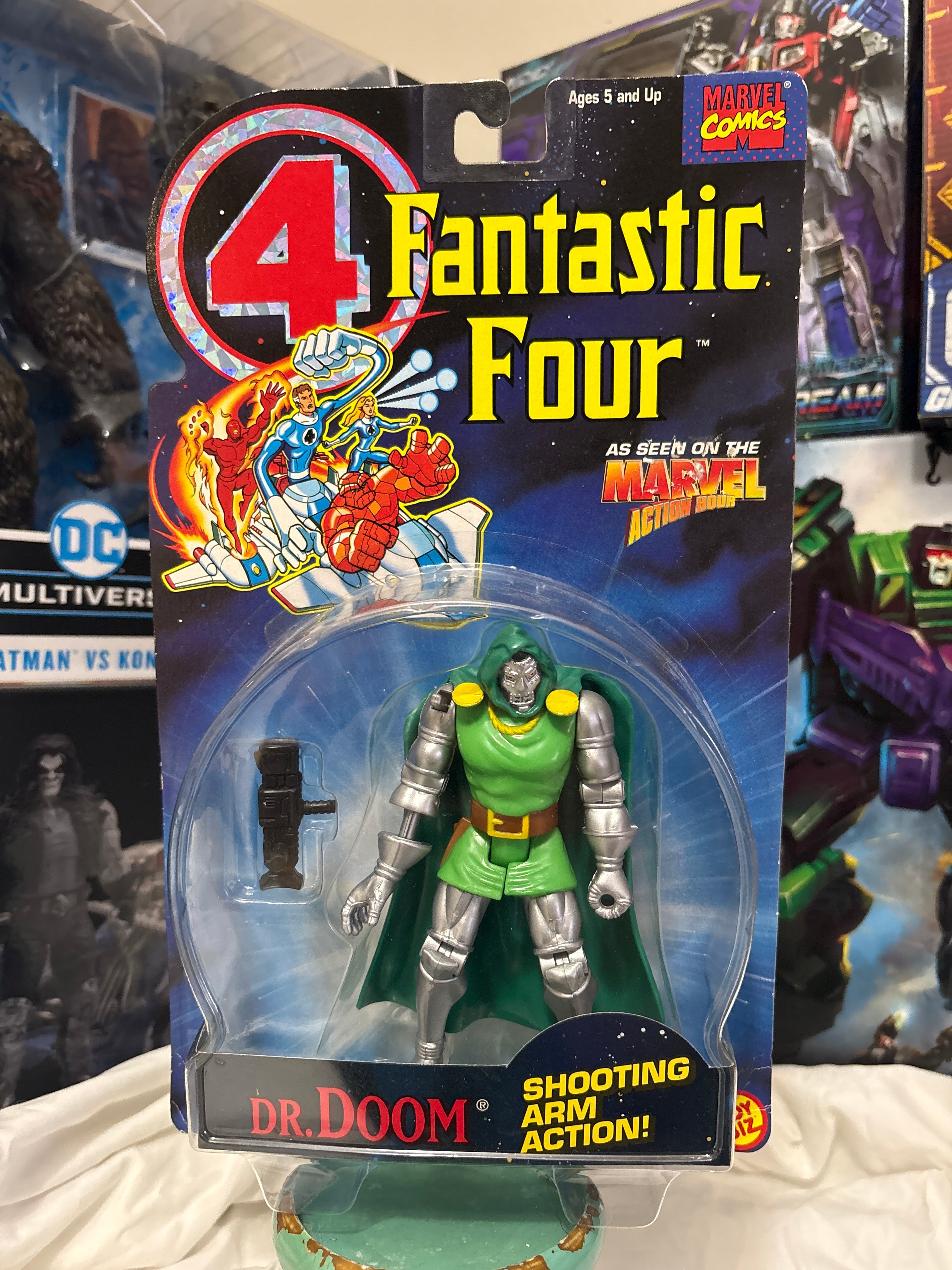 Marvel Fantastic Four Doctor Doom ToyBiz Vintage Action Figure Sealed Card